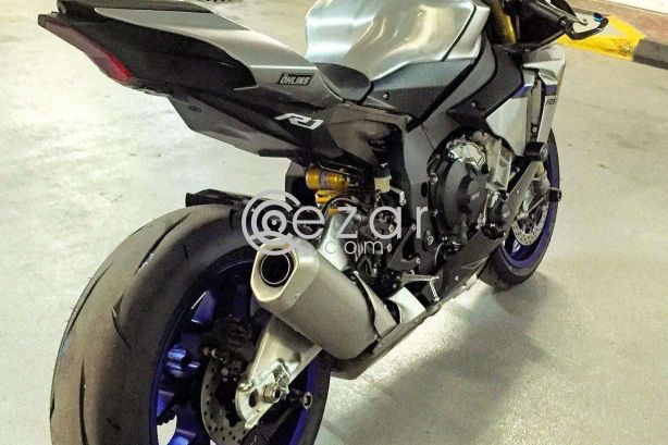 2015 YAMAHA R1M - صورة 1