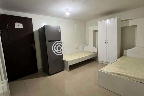 ستوديو مفروش كامل في الغرافة جنب محطة باص متروا photo %index%