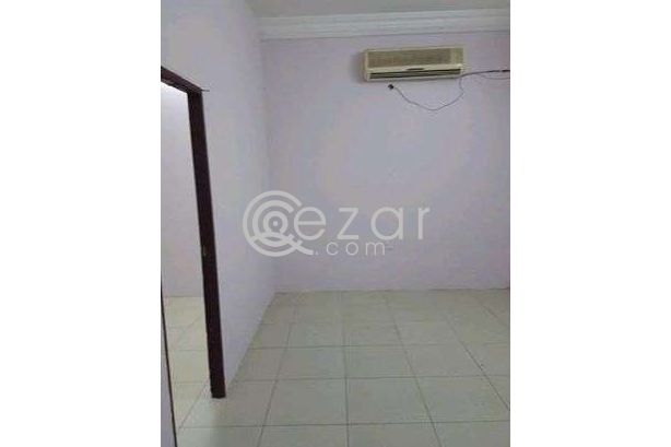 FAMILY ROOM FOR RENT - صورة %index%