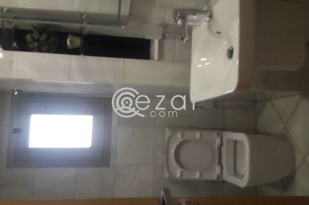 Fully furnished 3 bedroom flat al sadd photo %index%