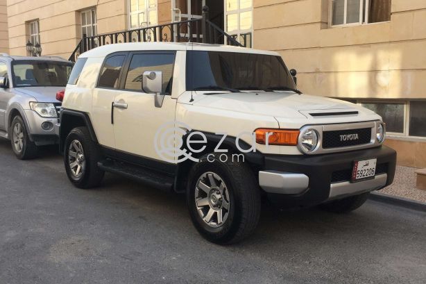 Toyota FJ 2014 - صورة 1