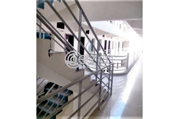 Fantastic 172 Labor Camp Rooms for Rent - صورة %index%