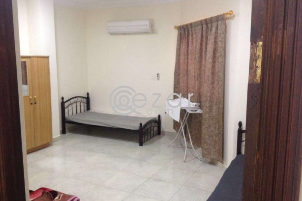 Executive bed space available photo 4