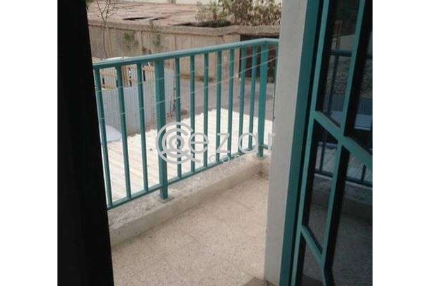 Flat First floor no lift photo %index%