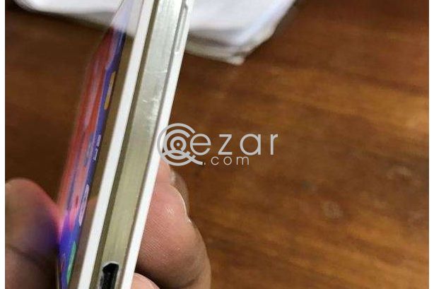 Lava Pixel V2+ photo 2