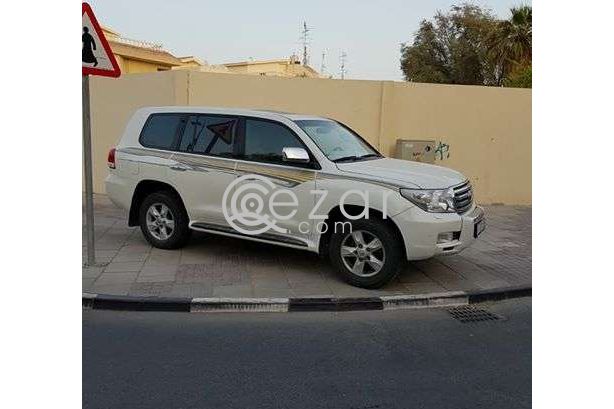 Toyota Land Cruiser VXR 2010 photo 4