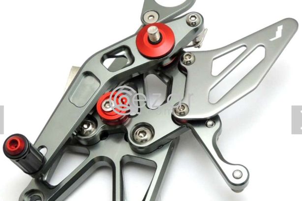 BMW S1000RR footrest ( brand new) photo 3