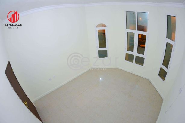 Unfurnished Studio Apartment photo 1