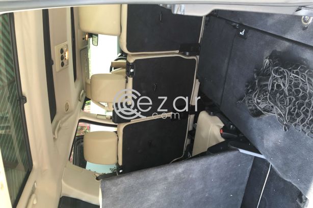 LR3 7 seater 2009 excellent confition photo 3