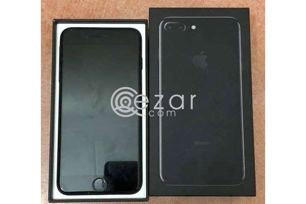 iPhone 7 jetBlack 128 GB photo 2