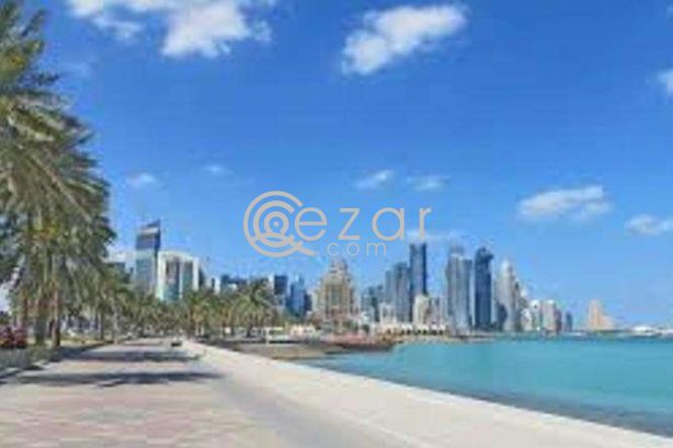 West Bay Maids Room, Private bath, in 3 BR apt. Metro 5 min. Single bed.1 person only photo %index%