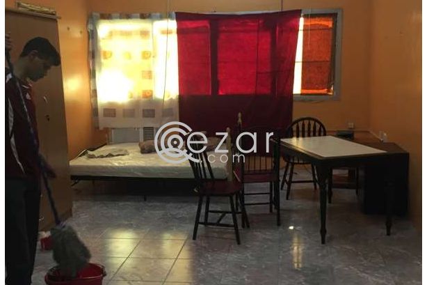 FULLY FURNISHED AND UN FURNISHED ONE STUDIO, ONE BHK,TWO BHK  ROOMS AVAILABLE - صورة %index%