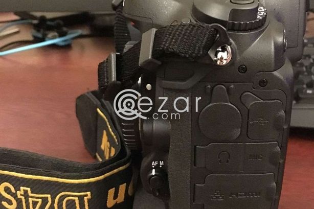 Nikon D4S for sale (mint) photo 3