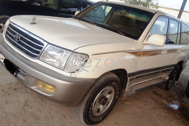 2001 Land cruiser GXR photo 3