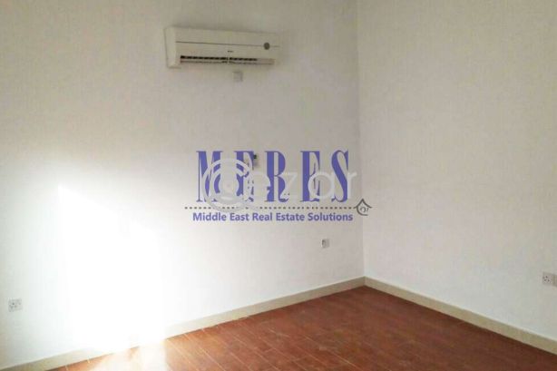 5 Bedroom Unfurnished Villa in Al Waab - صورة %index%