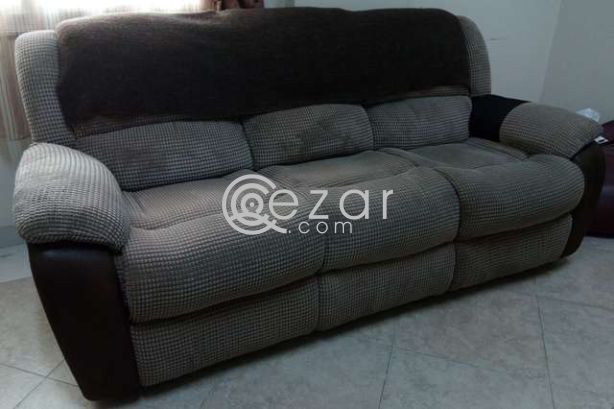 RECLINER SOFA photo 1