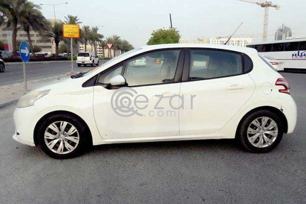 Peugeot 208 Model 2013 - صورة 1