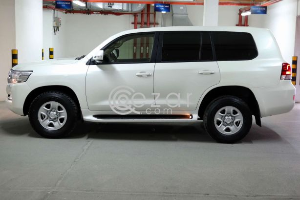 TOYOTA LAND CRUISER 2016 NEW SHAPE photo 6