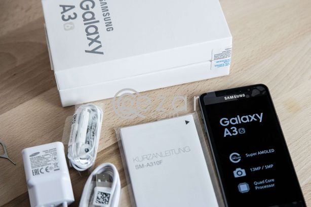 Samsung a3 6 black color photo 1