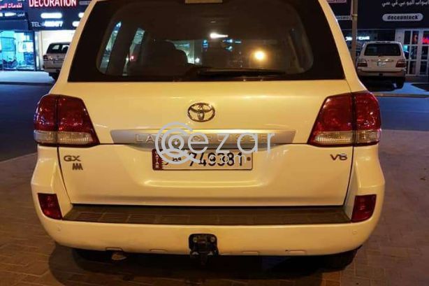 Land cruiser model 2011 in a very good condition photo 3