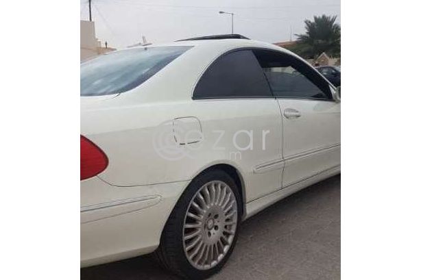 2009 CLK 280 very clean photo 2