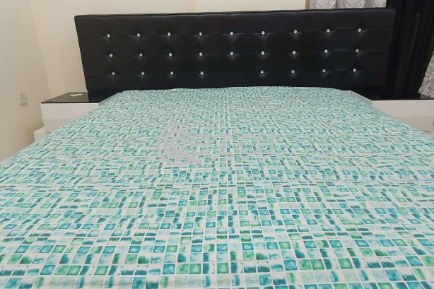 Bed sets with Dresser from Home Center photo 6