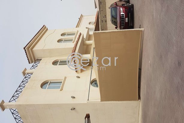 2 bedrooms/hall kitchen/2 bathrooms house for rent - صورة %index%