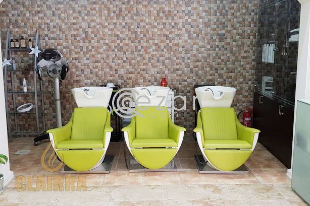 Furnished Beauty Salon with All Facilities photo %index%