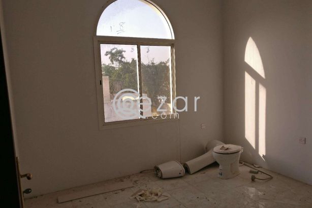 1 n 2 BHK Available in Aziziya (Ain Khalid Signal) - صورة %index%