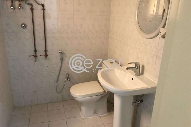 Fully furnished executive bachelor accommodation - صورة %index%