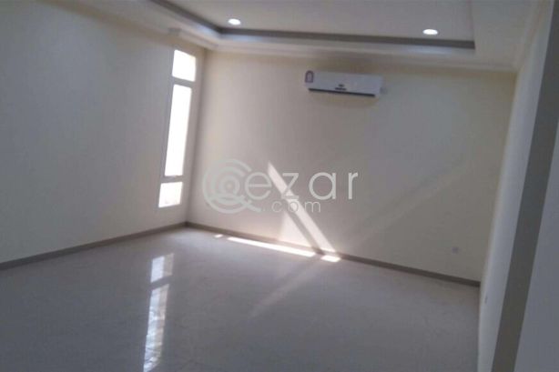 1BHK FAMILY ACCOMODATION IN NEW SALTHA /BACK SIDE OF QATAR CHEMBER photo %index%