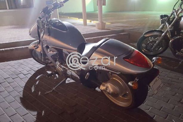 Suzuki Boulevard M1800R- 2400 Km photo 6