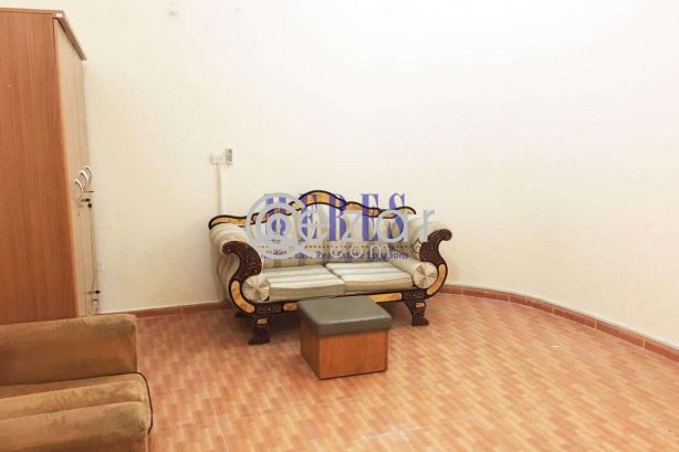 1 Bedroom Unfurnished Flat in Al Rawda - صورة %index%