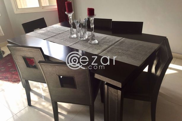 Dining table photo 1