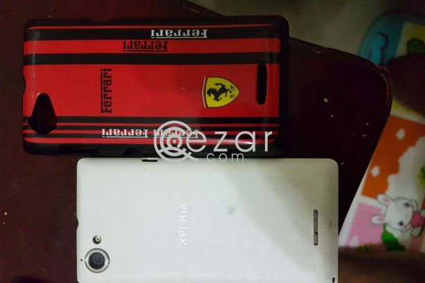 Sony Xperia L with Ferrari back cover photo 3