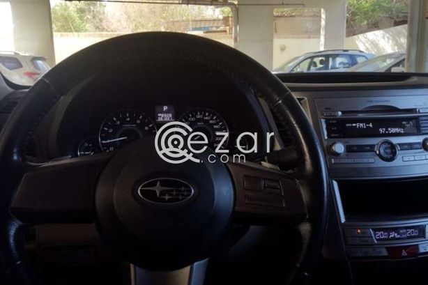2011 Subaru Legacy , AC only problem - صورة 3