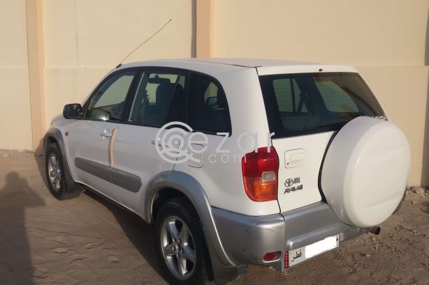 Toyota RAV4 - صورة 2