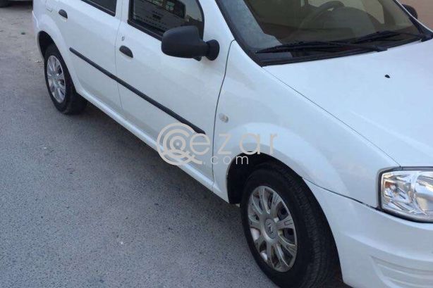 Renault Logan good car 2012 photo 1