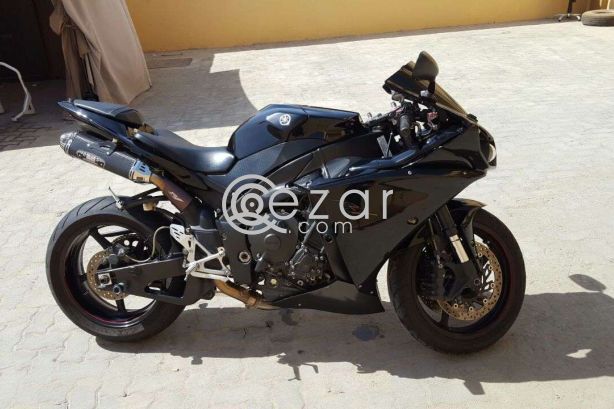 2014 YAMAHA YZF-R1 for sale.. photo 1