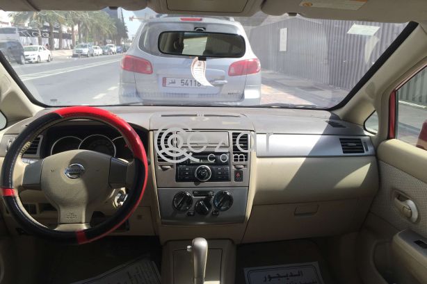 Nissan tiida photo 8