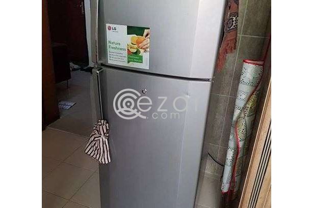 1 BHK ABUHAMOR FULL FURNISHED only family- 4 months photo 5