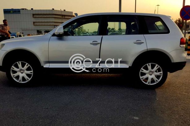 2008 Volkswagen Touareg V-6 photo 1