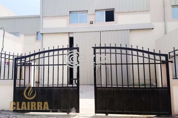 Affordable and Large Multipurpose Store photo %index%