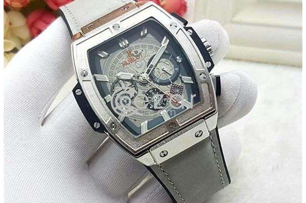 Watch Price 250 each photo 1