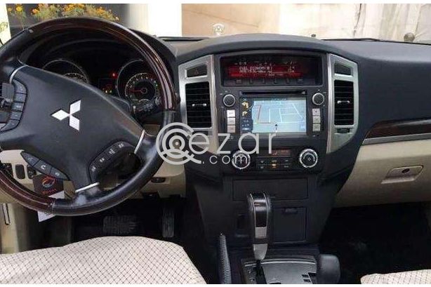 Pajero full option photo 6