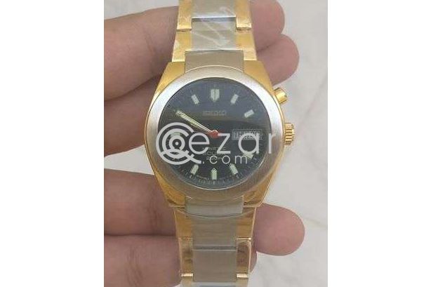 Brand New watch photo 3