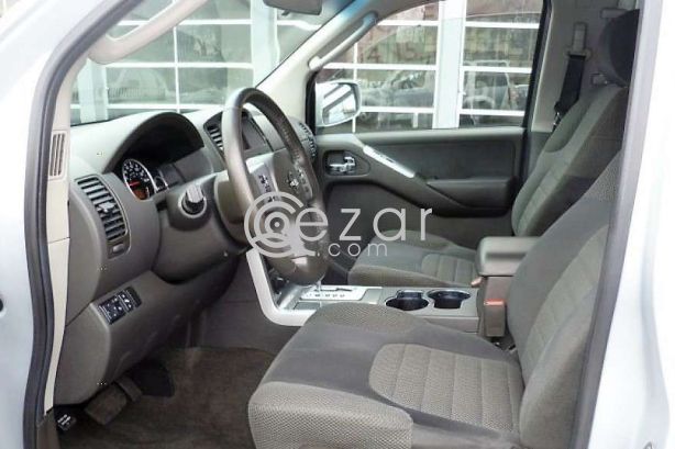 2009 Nissan Pathfinder photo 3