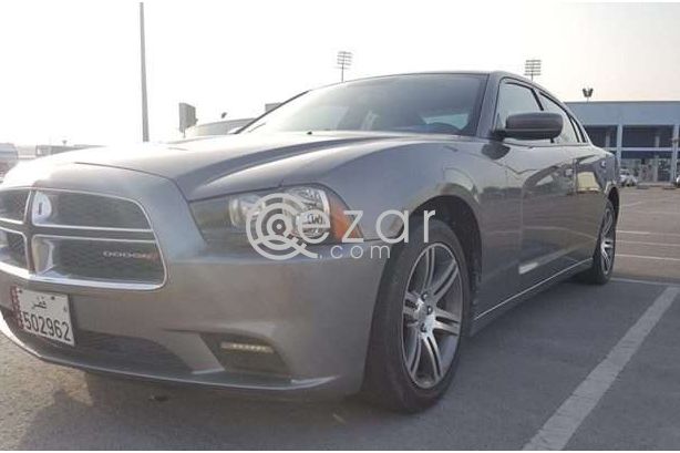 Dodge charger 2012 v6 photo 2