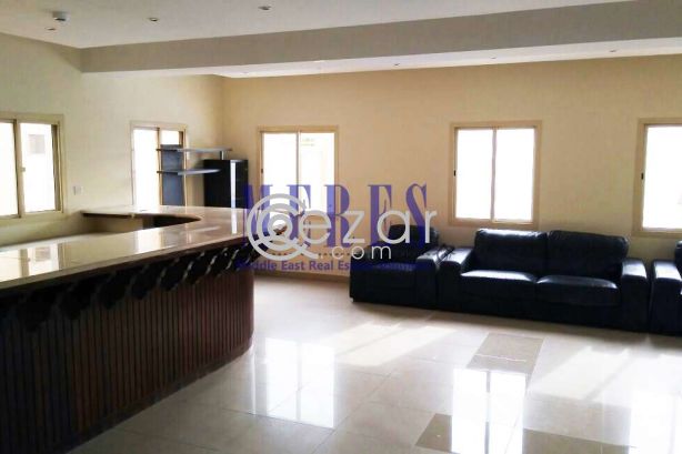 3 Bedroom Villa in A Compound in Muraikh - صورة %index%