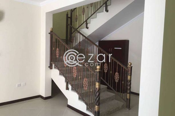 Brand new villas with split ac  - 5 bedrooms - صورة %index%